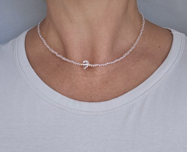 Kaelakee kvartsiga "Elin"