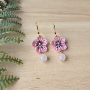 Roosa kvartsiga kõrvarõngad “Lily”