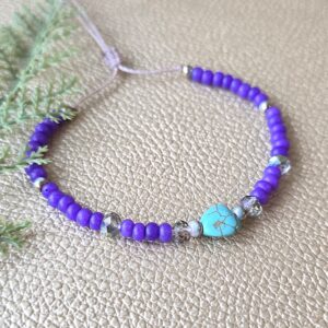 Lilla käevõru türkiisiga