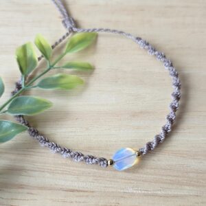 Opaaliga käepael “Maya”